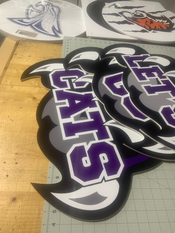 Wildcat Paw Cutout
